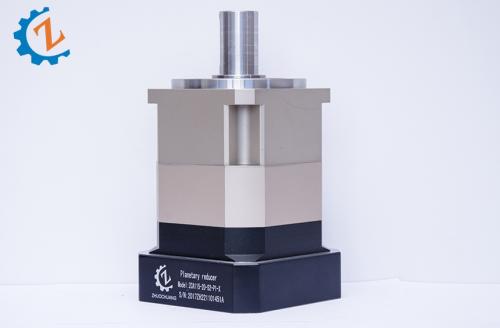 ZCA115-L2斜齿草莓视频下载在线观看